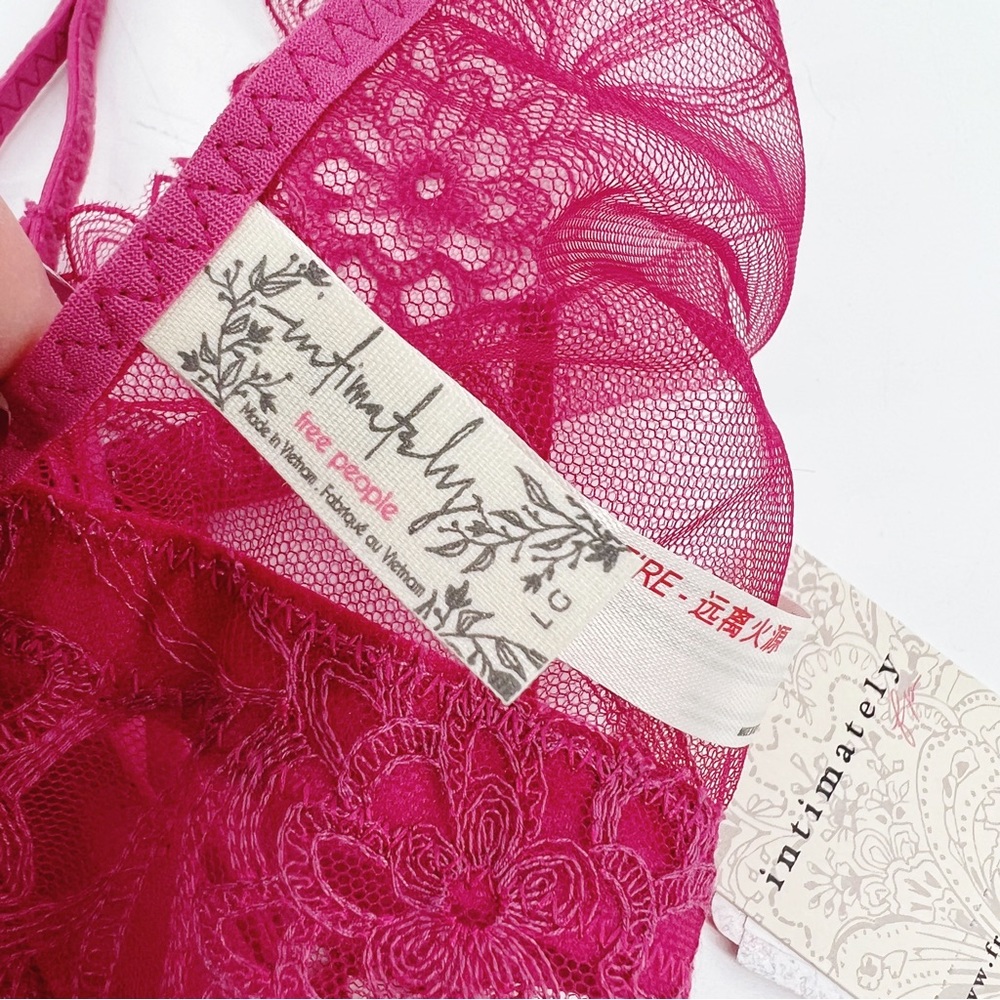 NWT Free People Amelie Lace Vivacious Bralette - Picture 6 of 7